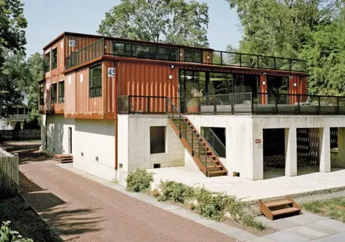 Containers in Motion — build photo 3