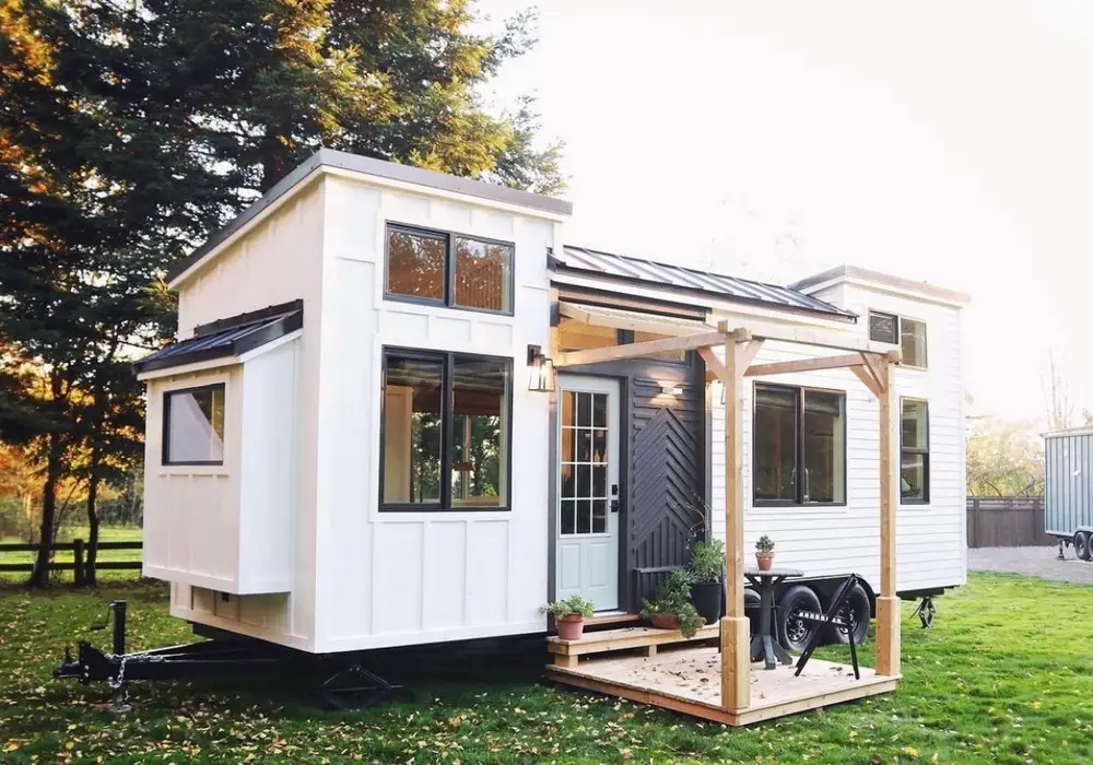 Handcrafted Movement image 1