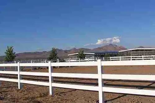 Caballos de las Estrellas Eco Community - Tiny home community in Rodeo, New Mexico