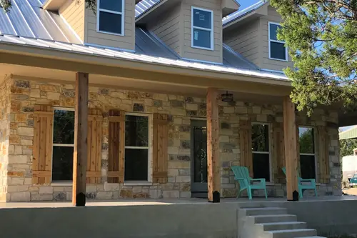 Arnold Tiny Village West Bastrop - Tiny home community in Bastrop, Texas