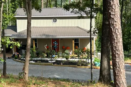 Lakeland Ridge RV And Tiny Home Community - Tiny home community in Bean Station, Tennessee