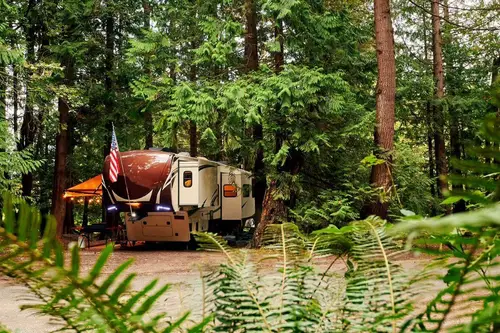 Mount Vernon - Tiny home community in Bow, Washington