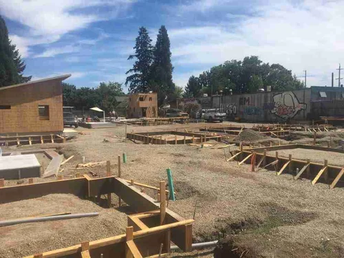 Emerald Village image 5