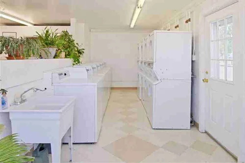 Junction West Park RV Park image 2