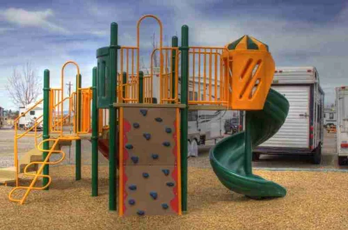 Junction West Park RV Park image 4