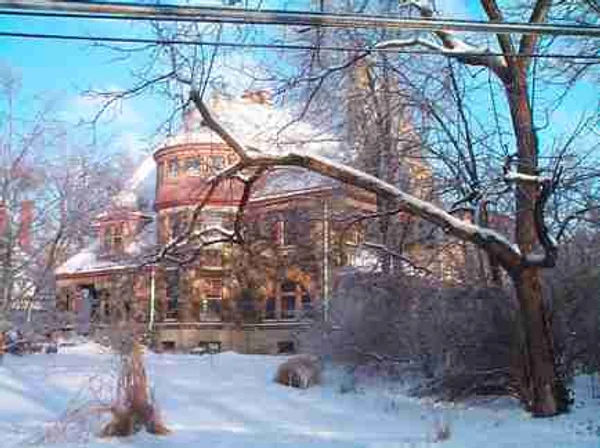 The Lloyd House