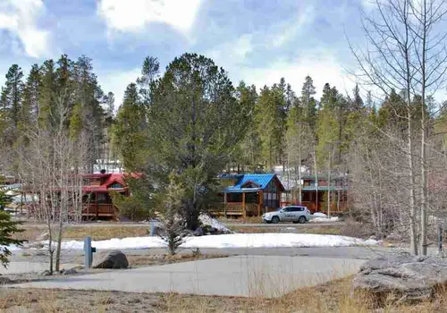 Whispering Aspen Village                                                            
Welcome to Whispering Aspen Village, Fairplay COMore info image 5