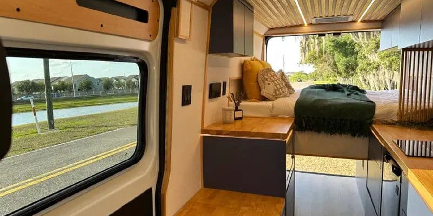2025 Guide to Camper Van Financing hero image