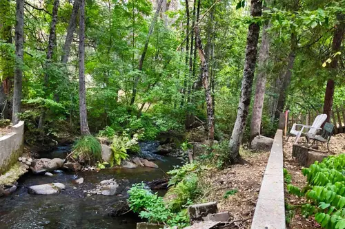 SOL OHANA Community - Tiny home community in Oakhurst, California