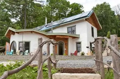 Blue Moon Rising - Tiny home community in McHenry, Maryland