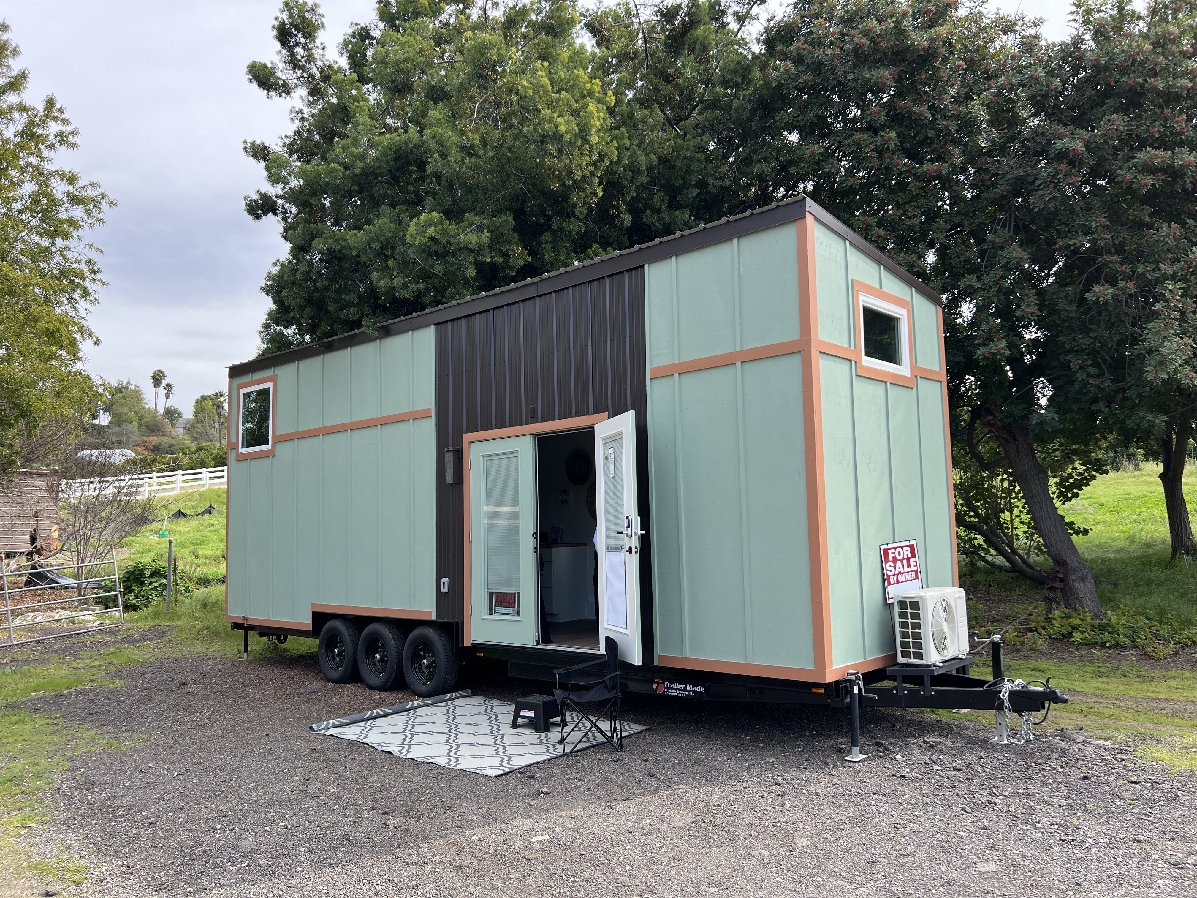 Designer Tiny Home Full Kitchen and Bath
