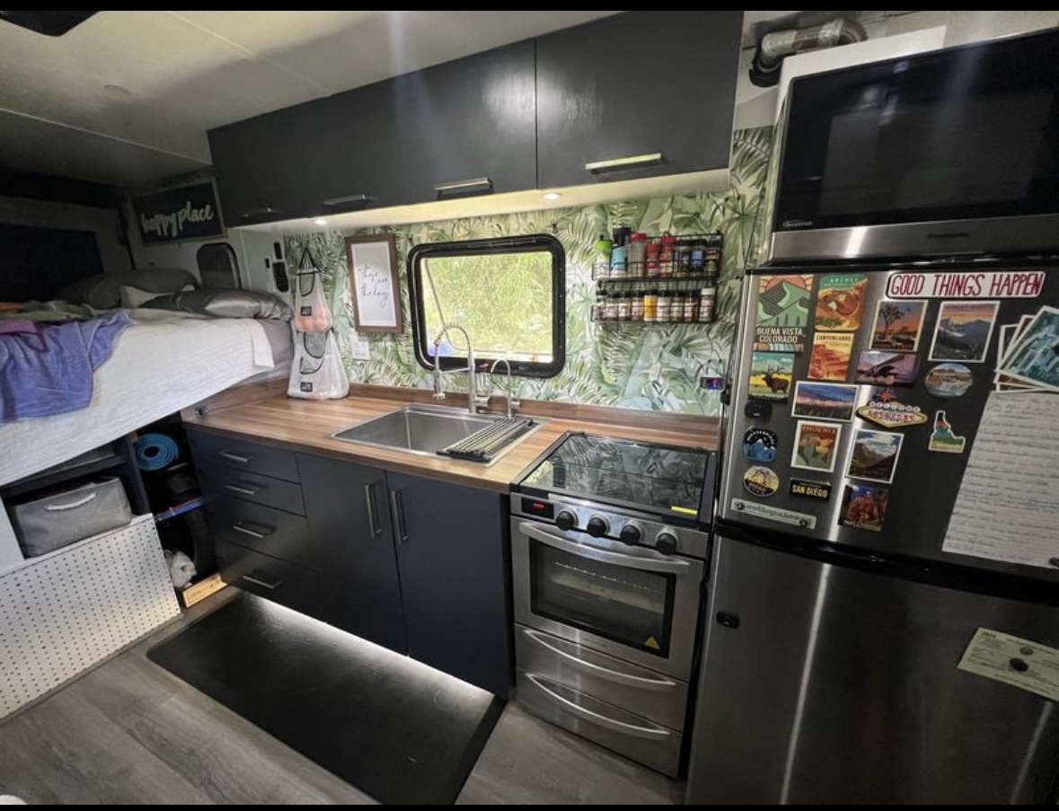 2022 Off Grid Trailer Conversion image 2
