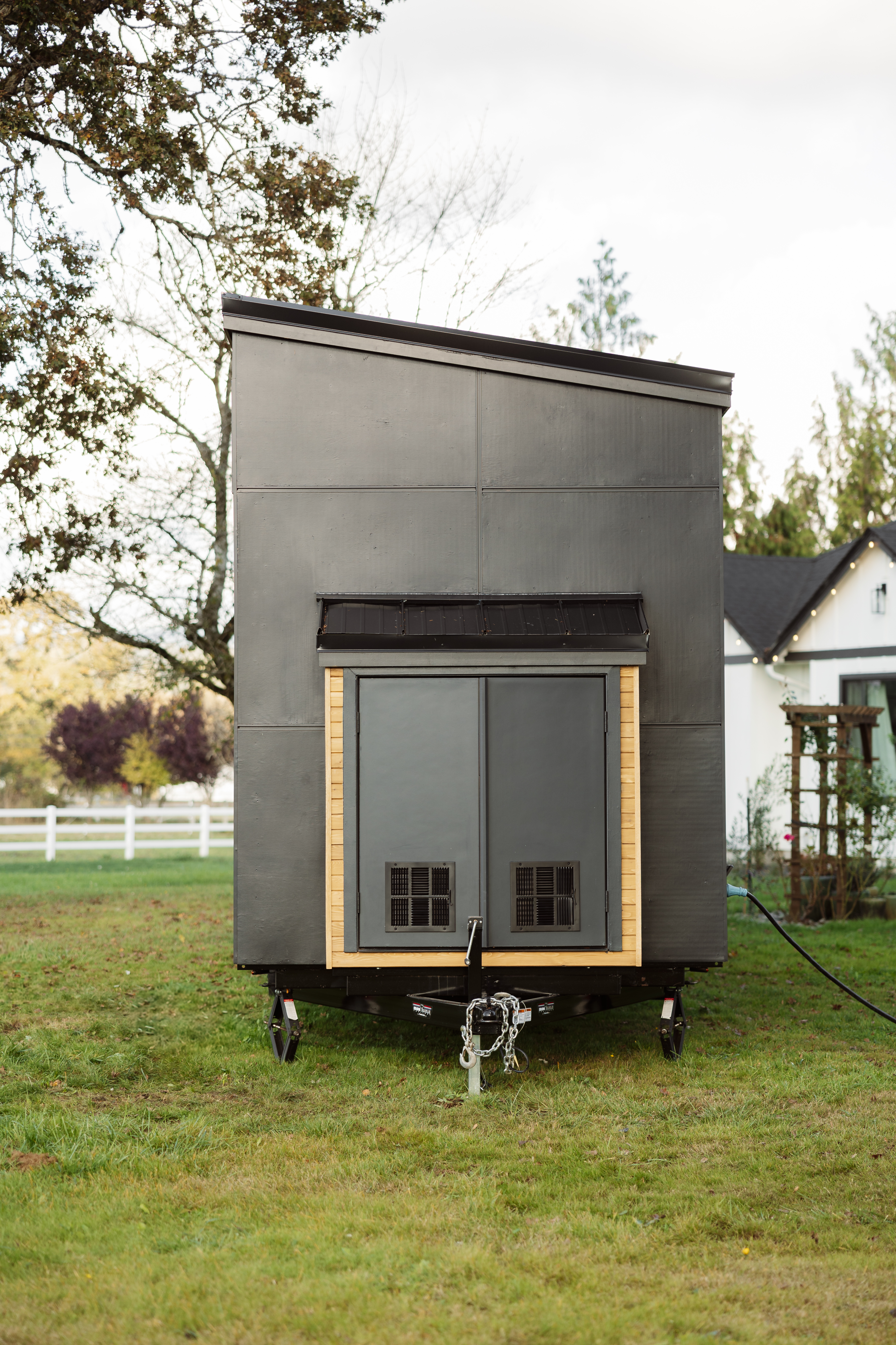 2024 Lux Tiny Home image 4