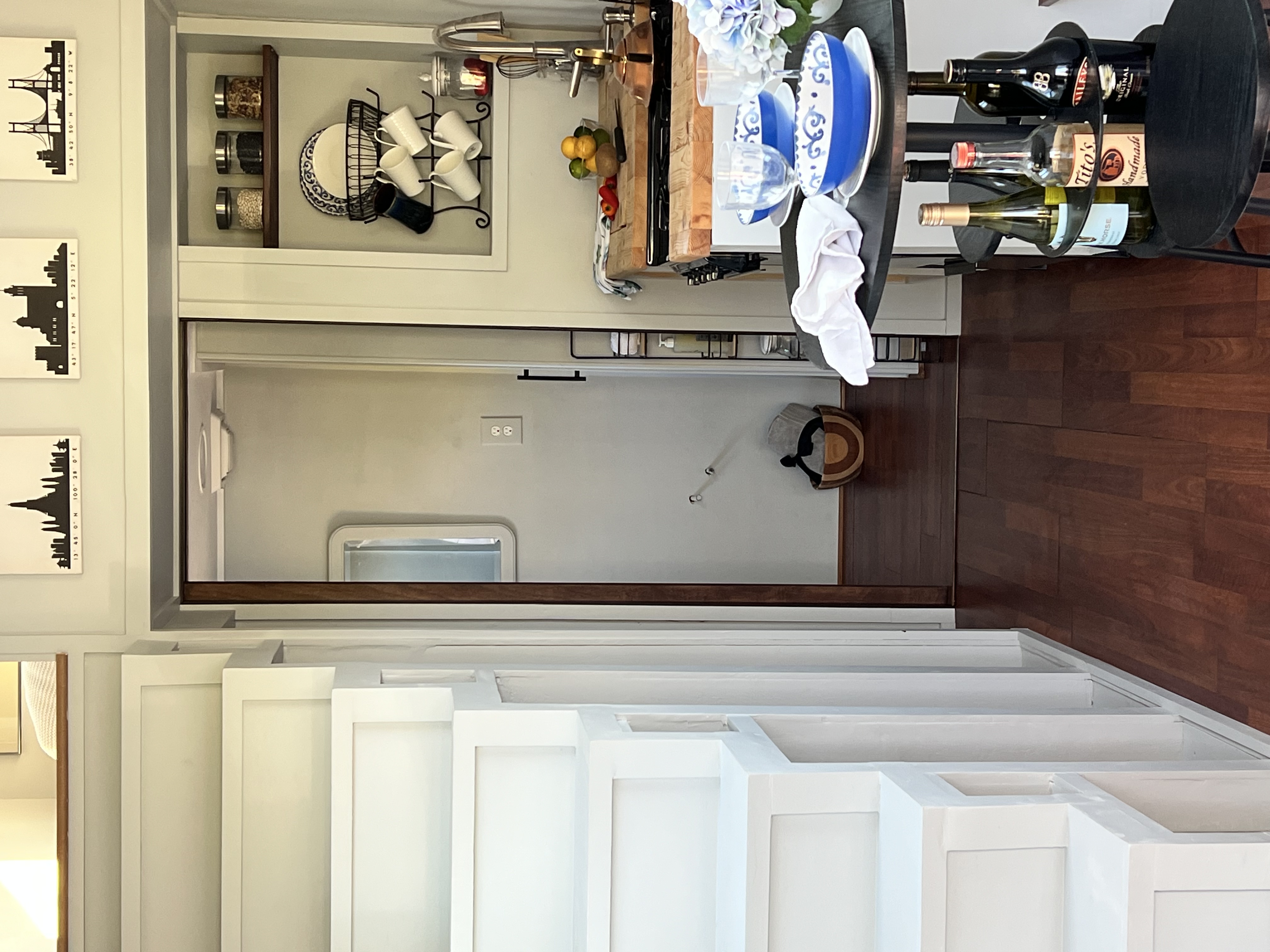 For Sale: Beautiful Custom-Built Tiny Home on Wheels image 4