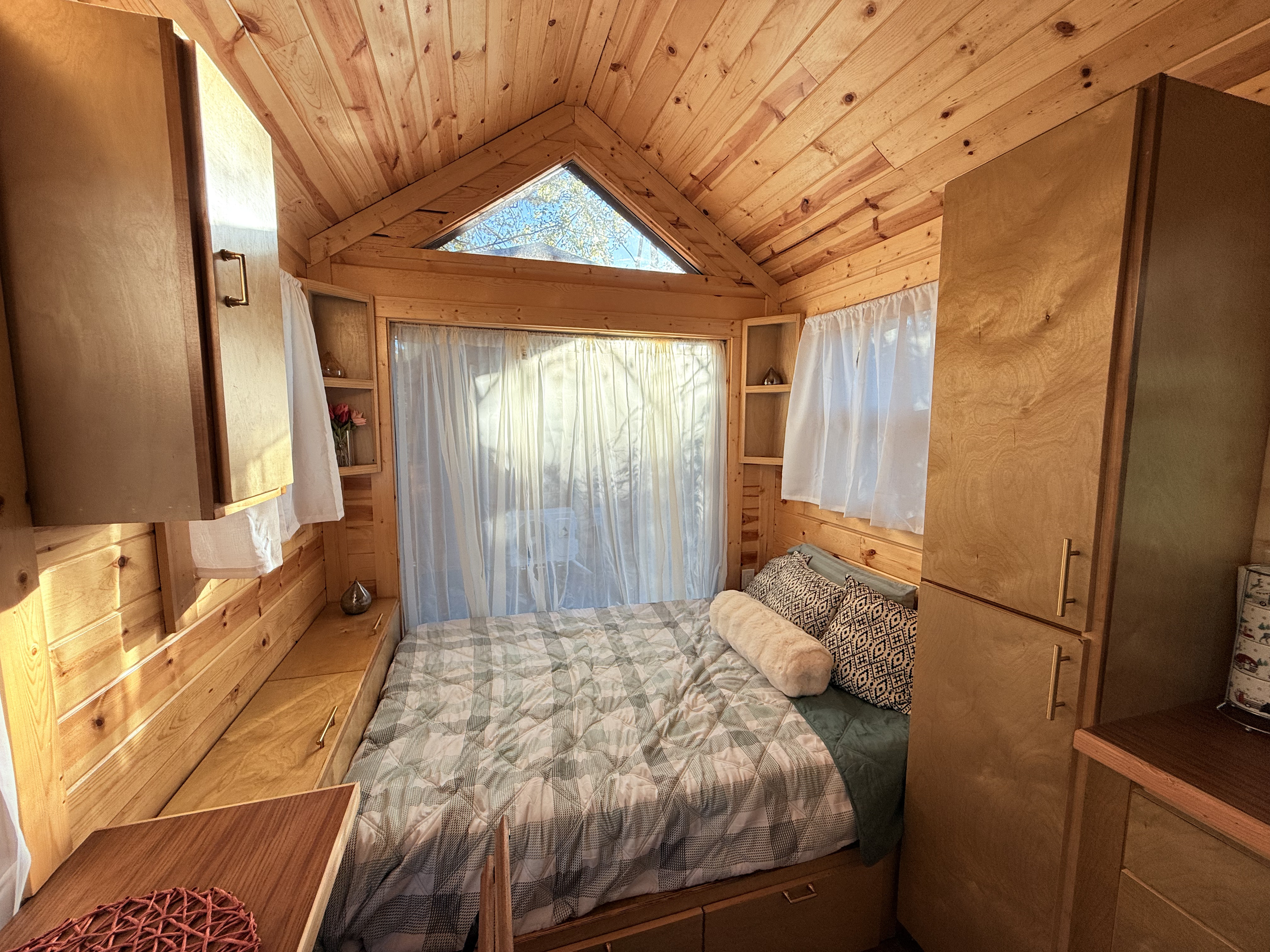 For Sale: 2024 Custom-Built Tiny Home - Move-In Ready! image 2