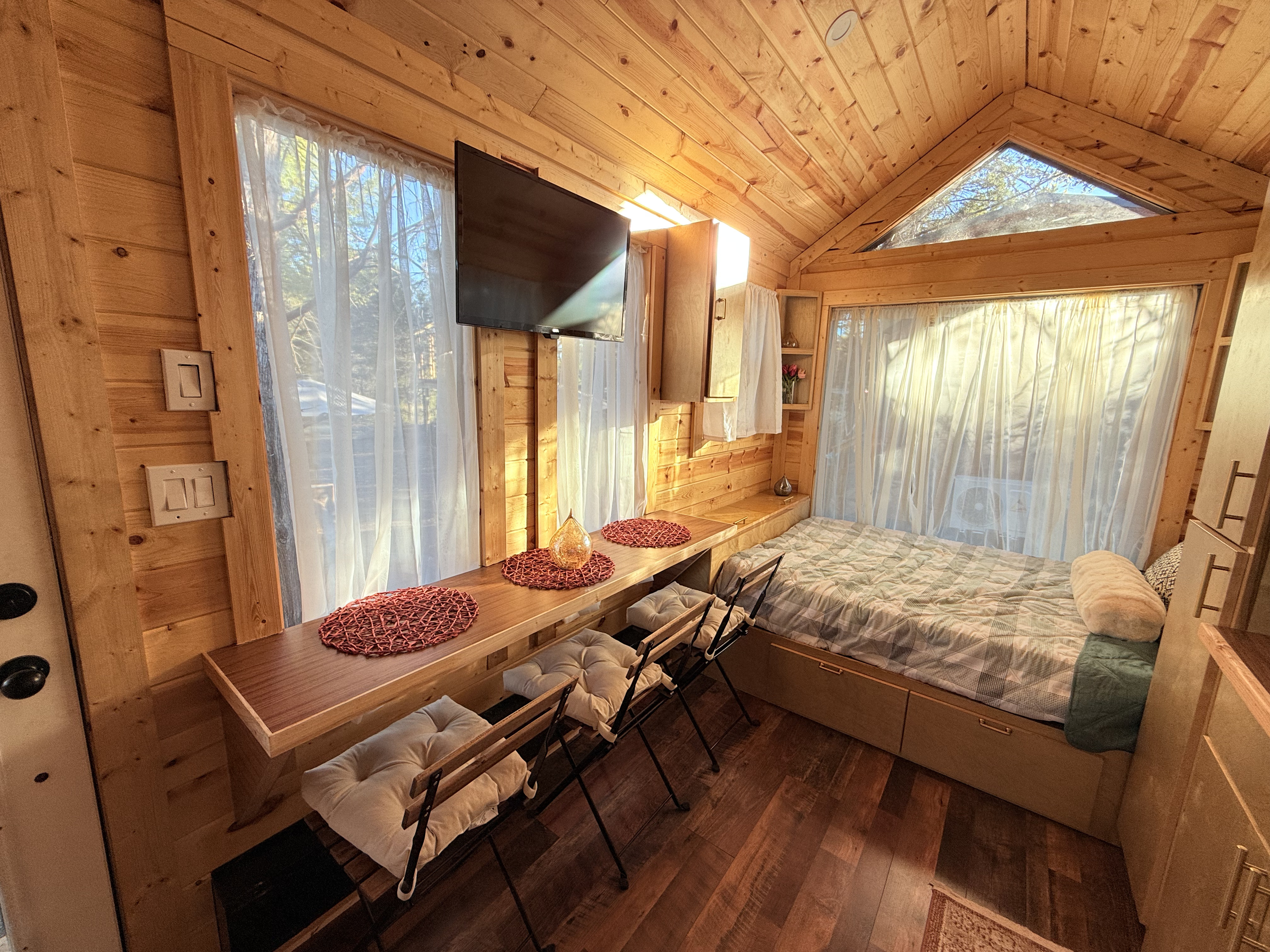 For Sale: 2024 Custom-Built Tiny Home - Move-In Ready! image 5