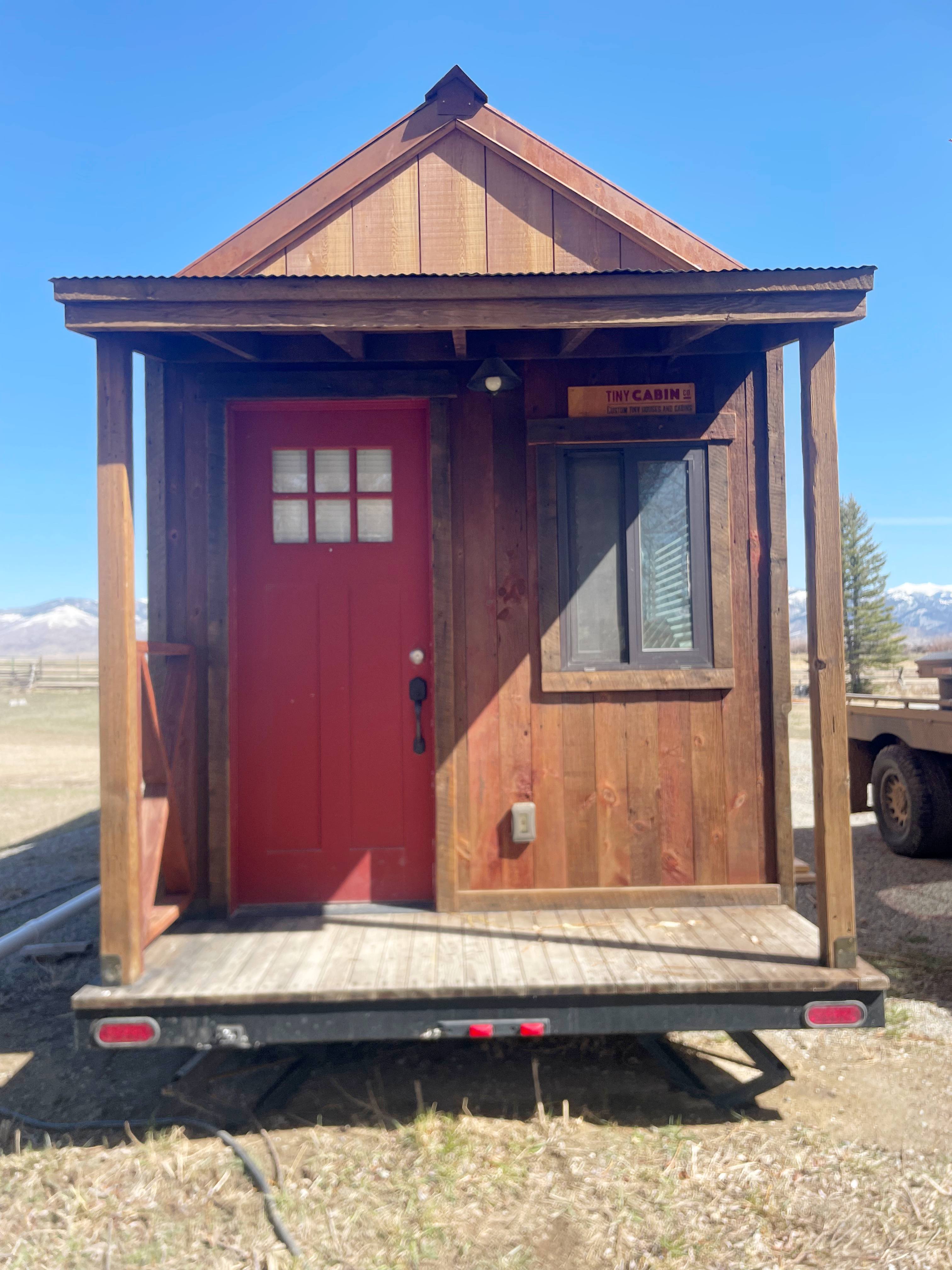 Move-In Ready Tiny Home on Wheels! image 4