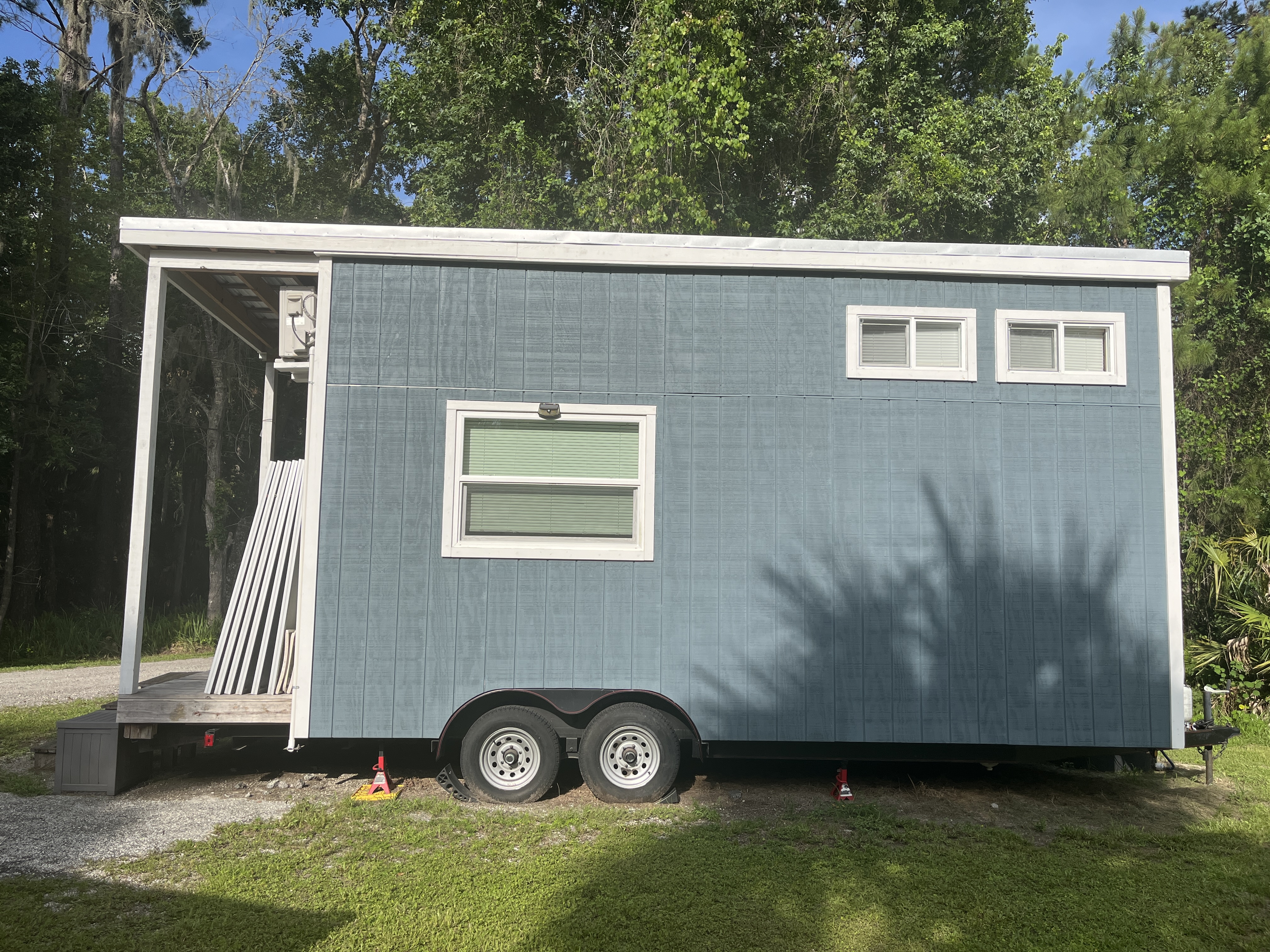 Off-Grid Tiny Home for Sale in Florida! image 4