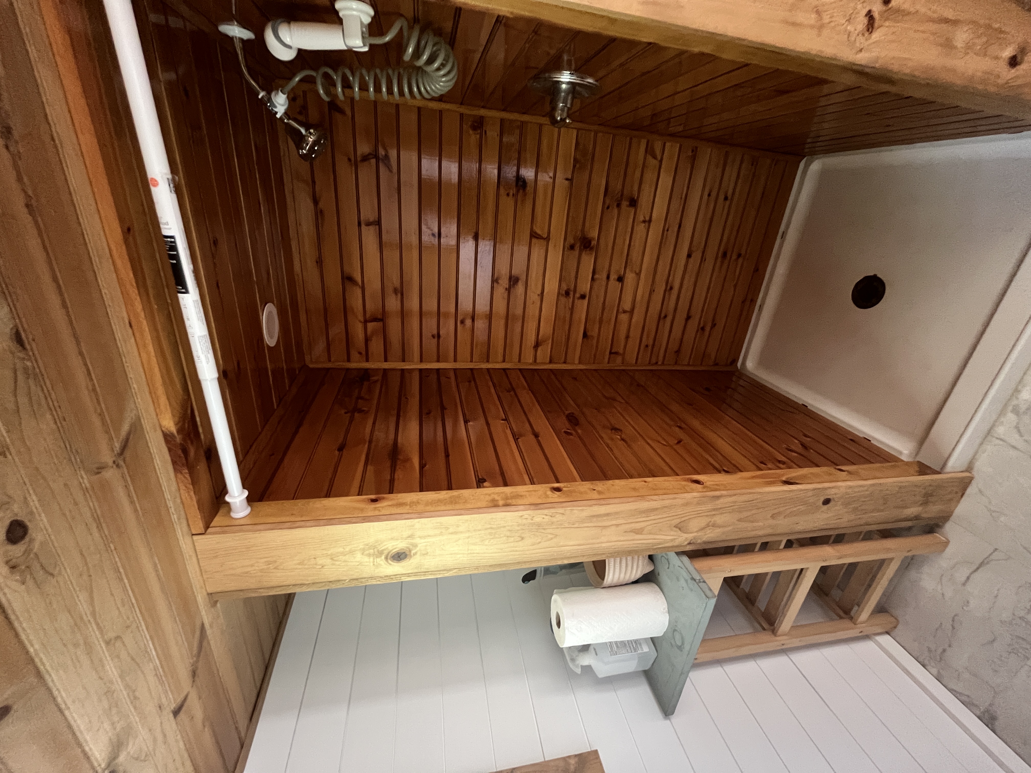Self Sustaining Tiny Home – Turnkey and Fully Offgrid – Delivered image 4