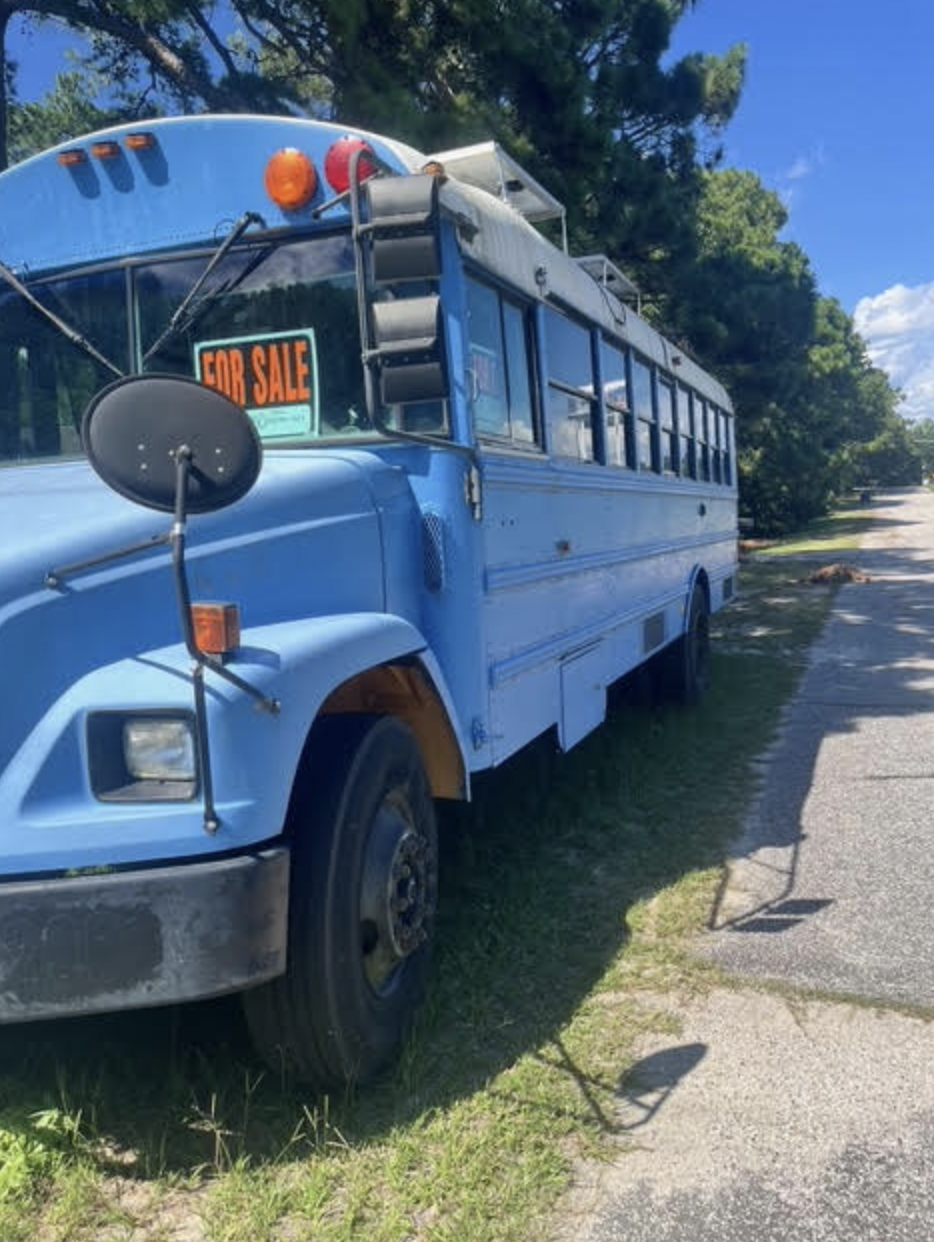 1998 Freightliner Skoolie For Sale! Off-Grid Ready image 5