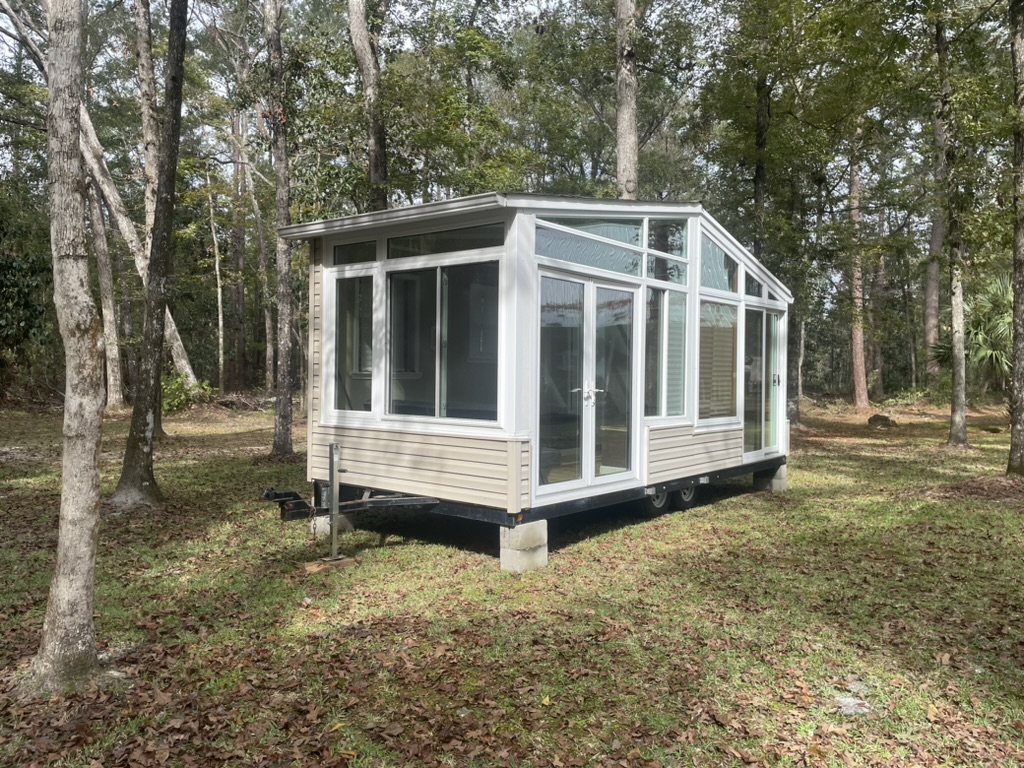 For Sale Modern Tiny Home / Space – Light-Filled Beauty in Monticello, FL
