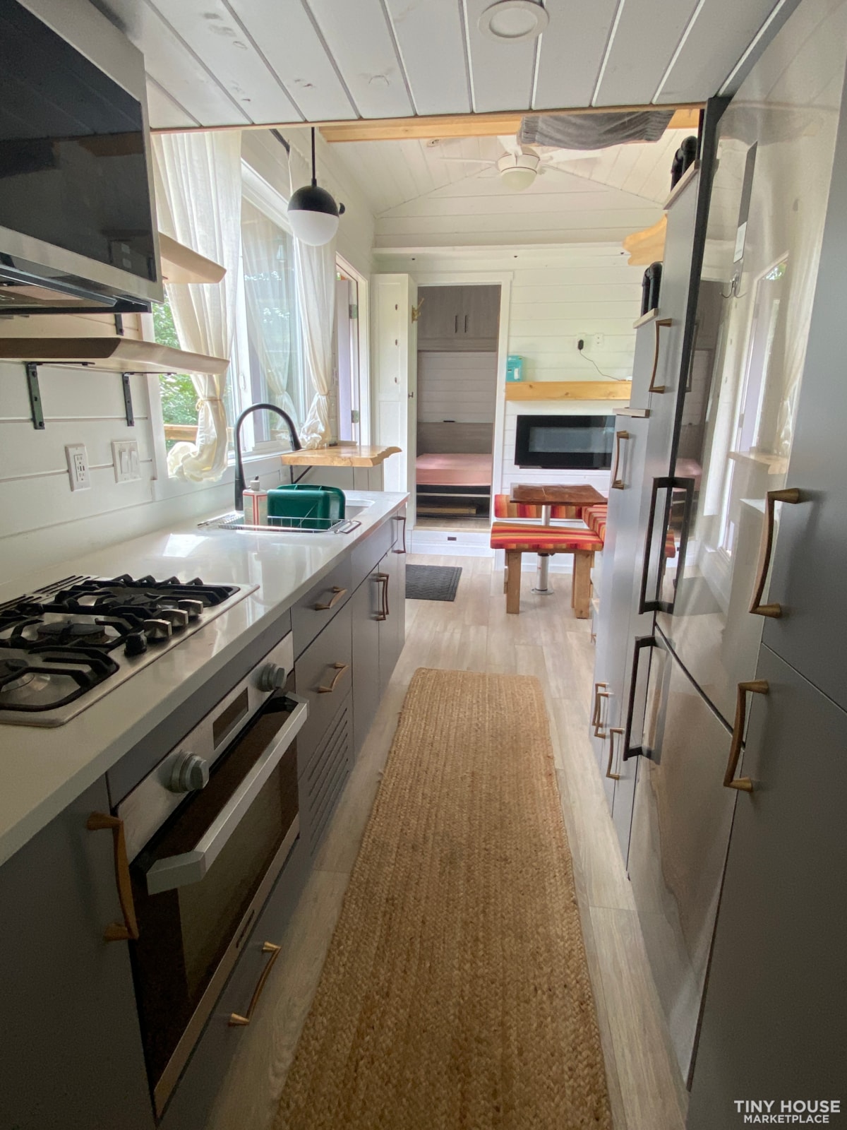 Modern 4-Season Tiny Home by Teacup Tiny Homes – Sutton, Quebec image 4