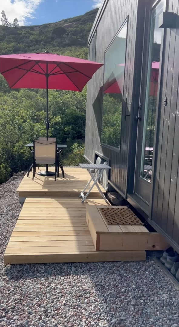 Joseph's Bright Tiny Home Cabin with Dual Lofts – Fully Equipped and RVIA Certified image 5