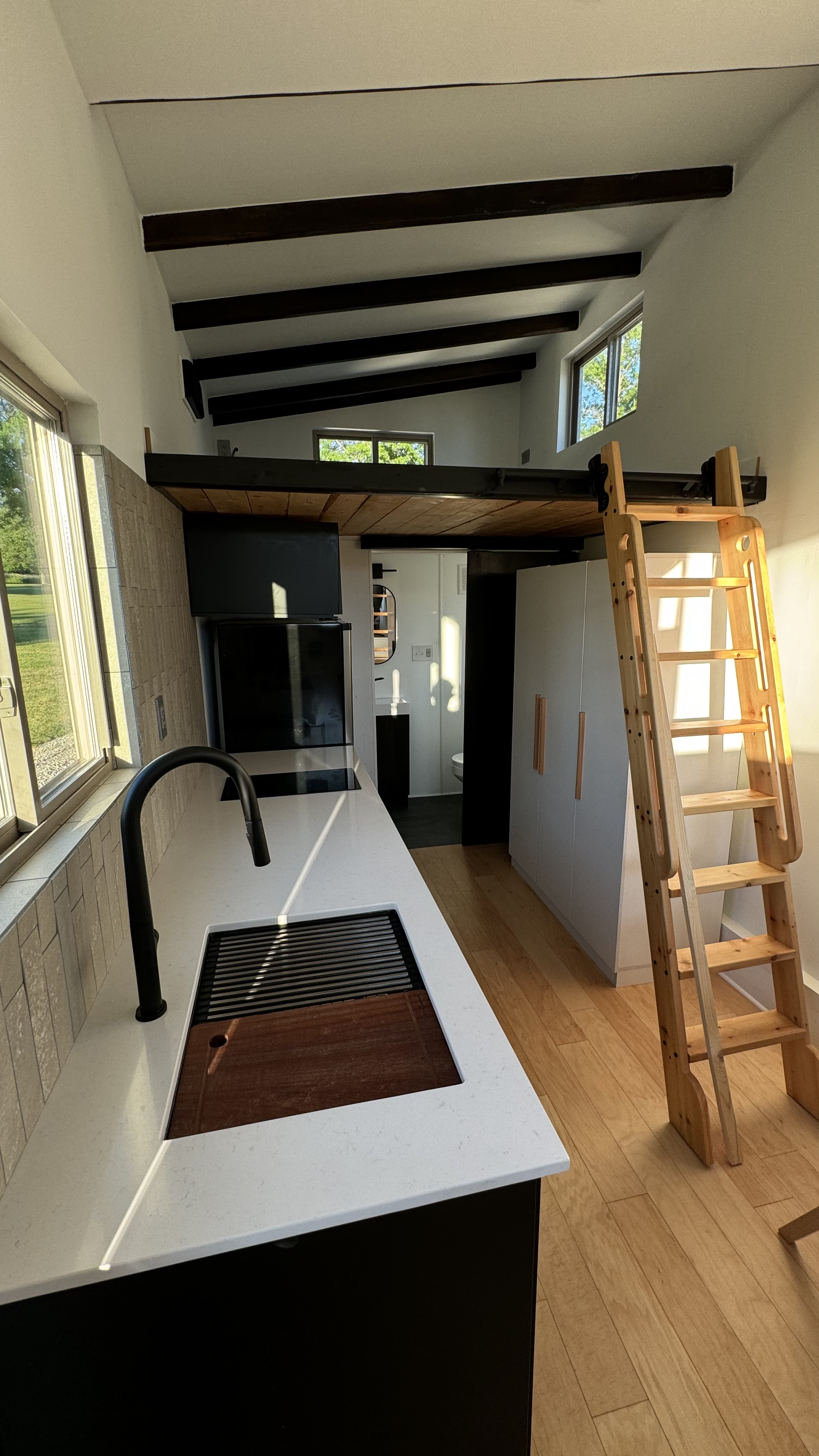 ✨ Modern Luxury Tiny Home – Brand New Designer Retreat✨ image 4