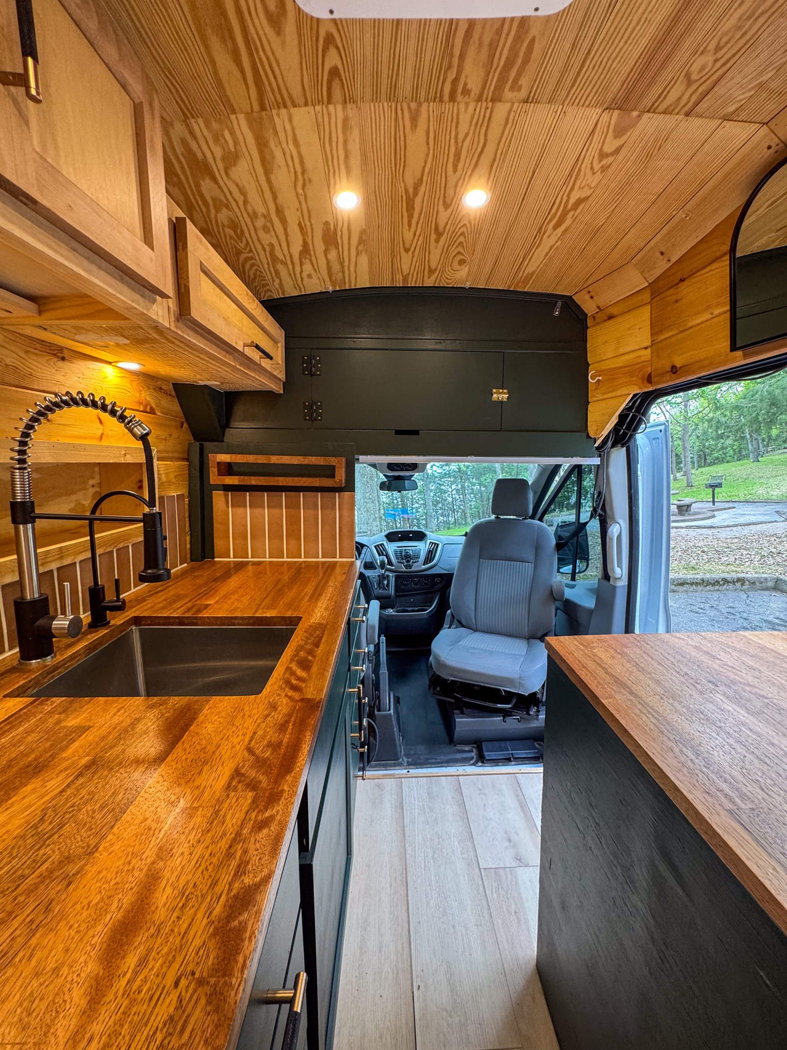 For Sale – 2018 Ford Transit 350 HD XLT Dually Camper Van image 4