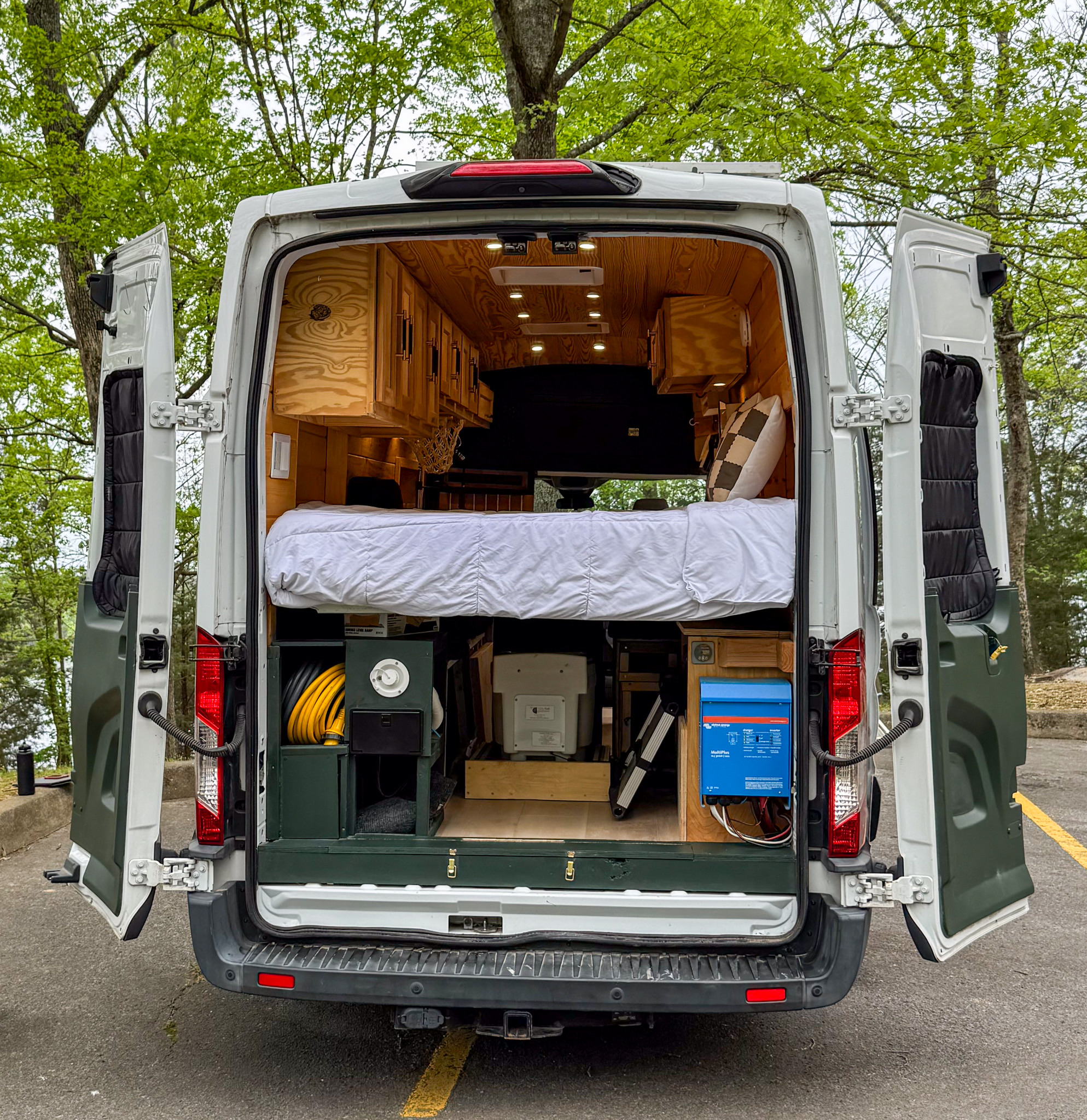 For Sale – 2018 Ford Transit 350 HD XLT Dually Camper Van image 3