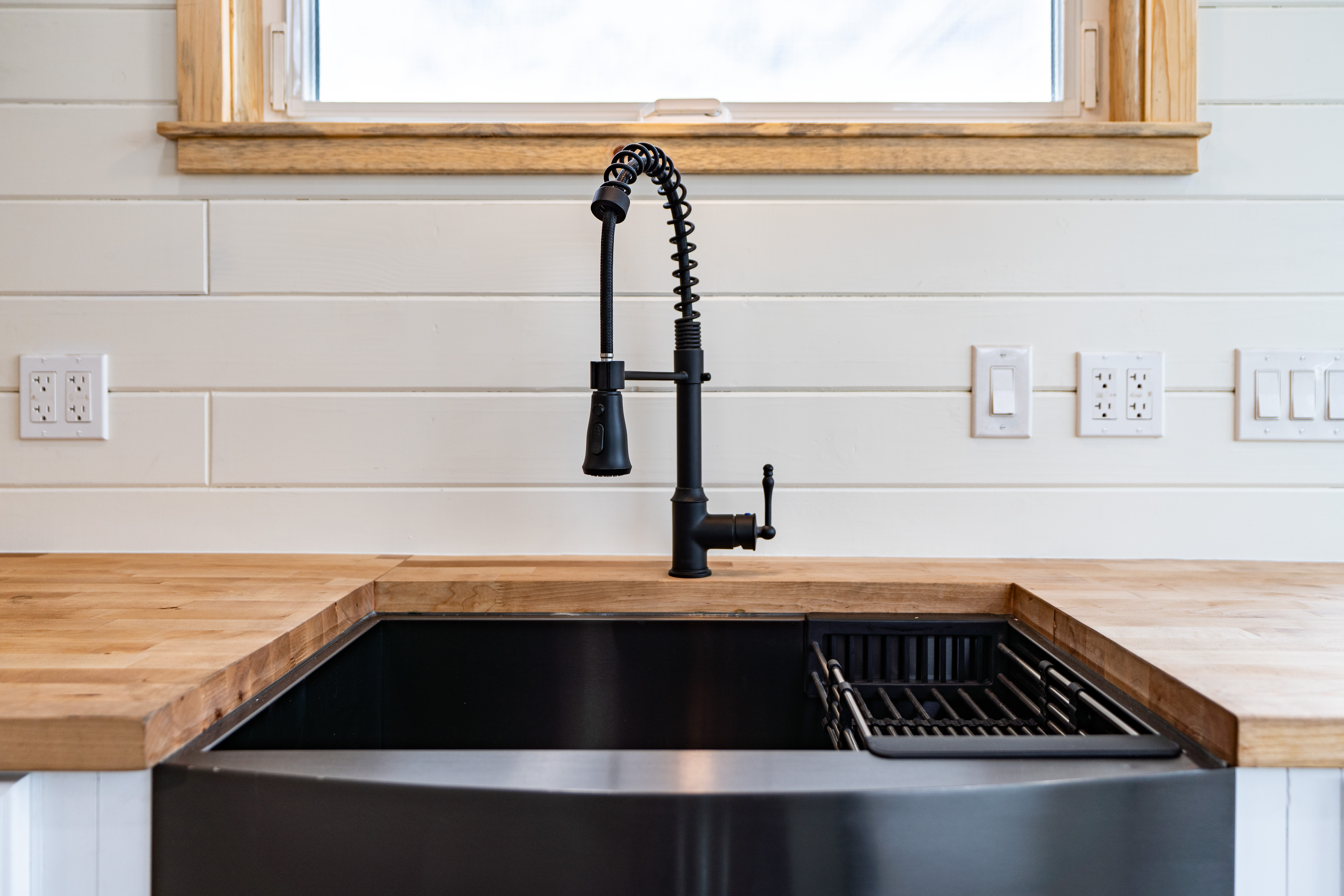 For Sale: Beautiful 20-Foot Tiny Home – Ready for Move-In! image 4