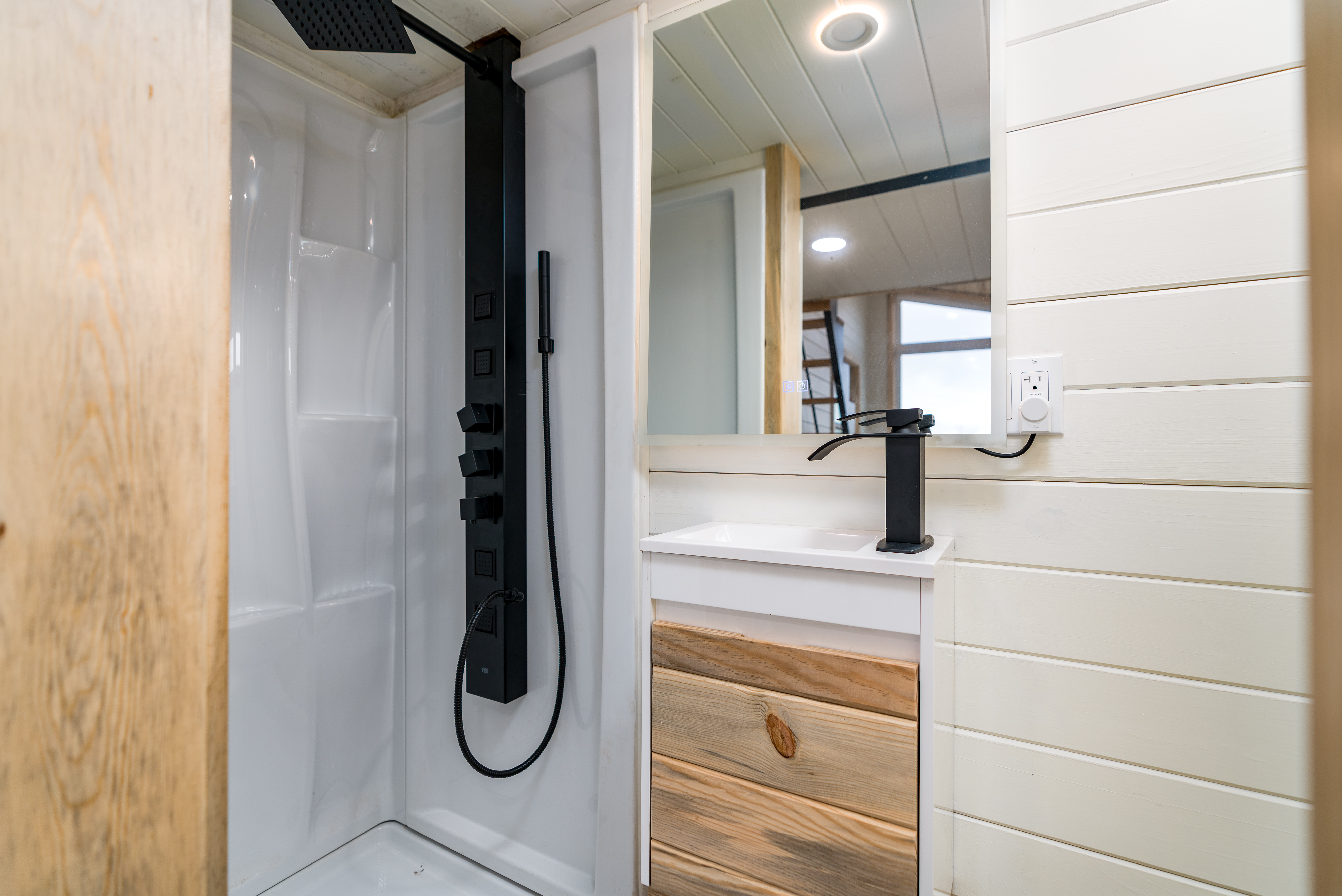 For Sale: Beautiful 20-Foot Tiny Home – Ready for Move-In! image 5