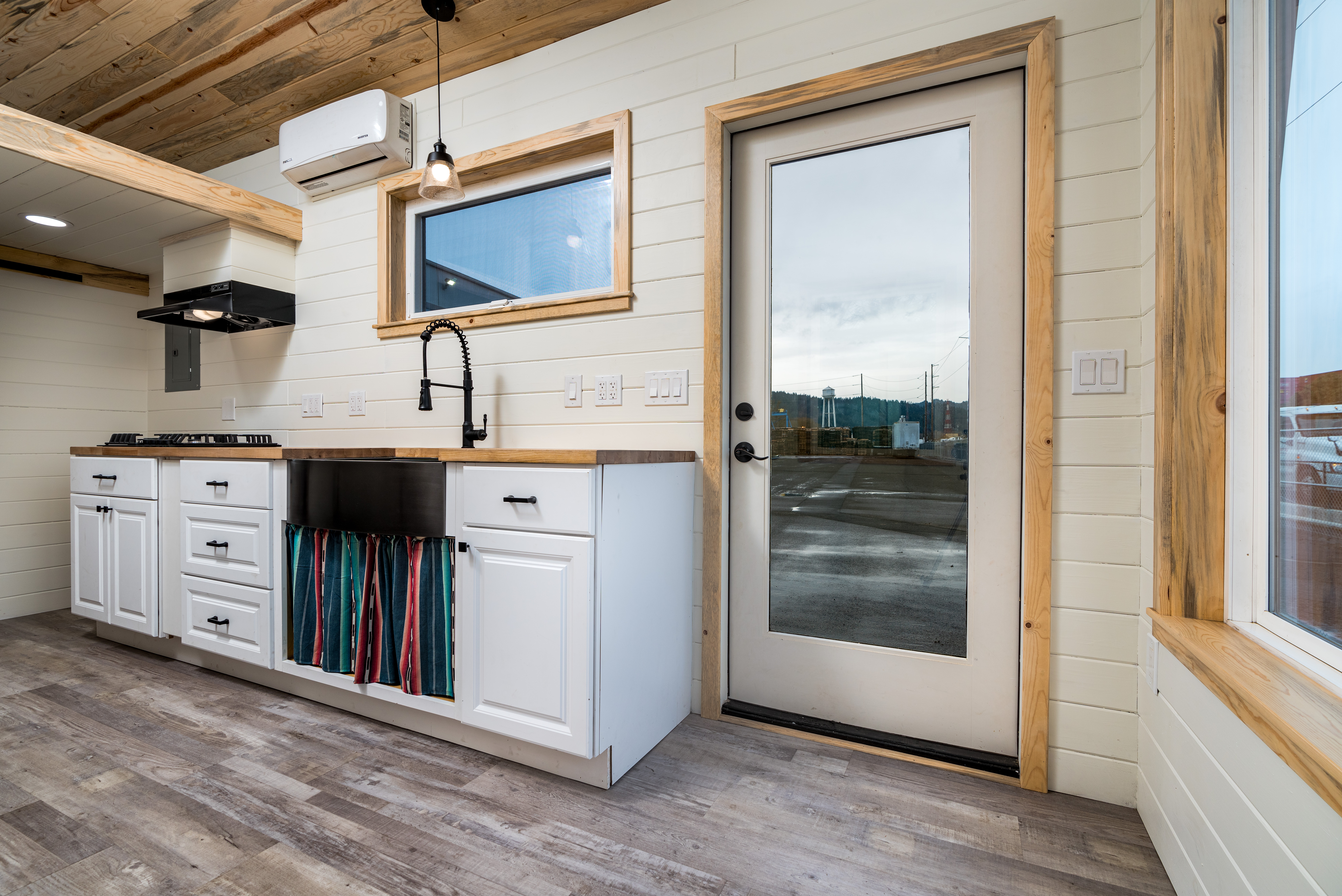 For Sale: Beautiful 20-Foot Tiny Home – Ready for Move-In! image 2