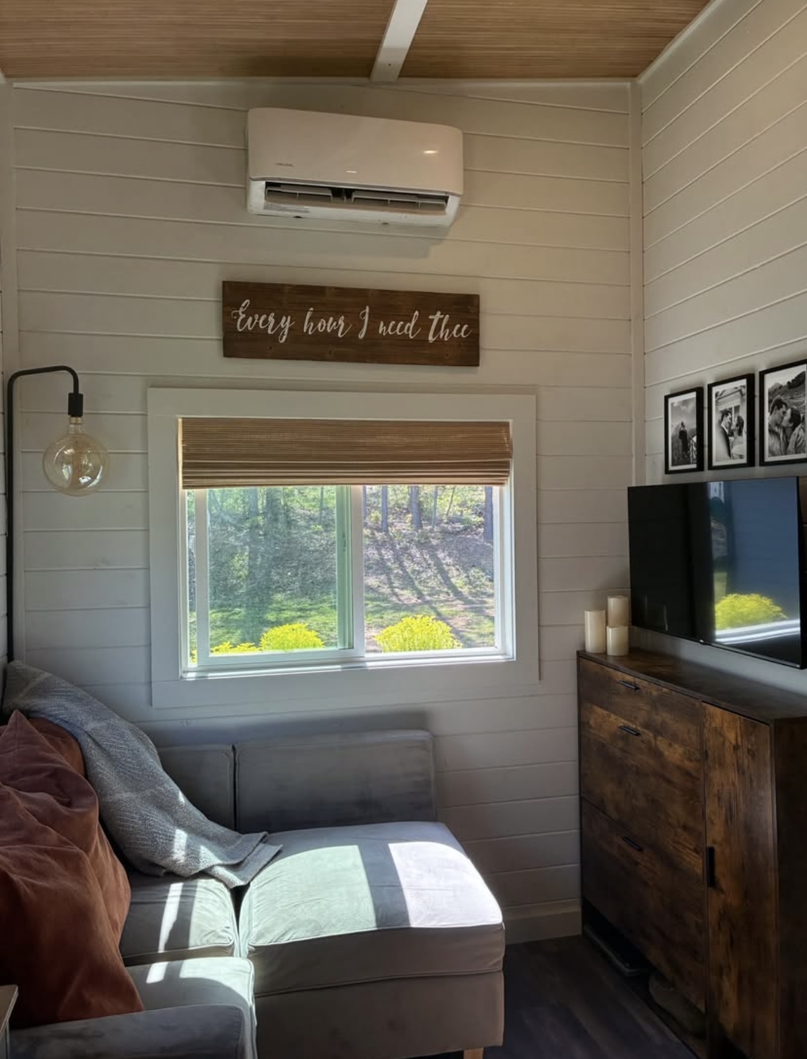 ✨ Modern Tiny House – Fully Furnished & Move-In Ready ✨ image 5