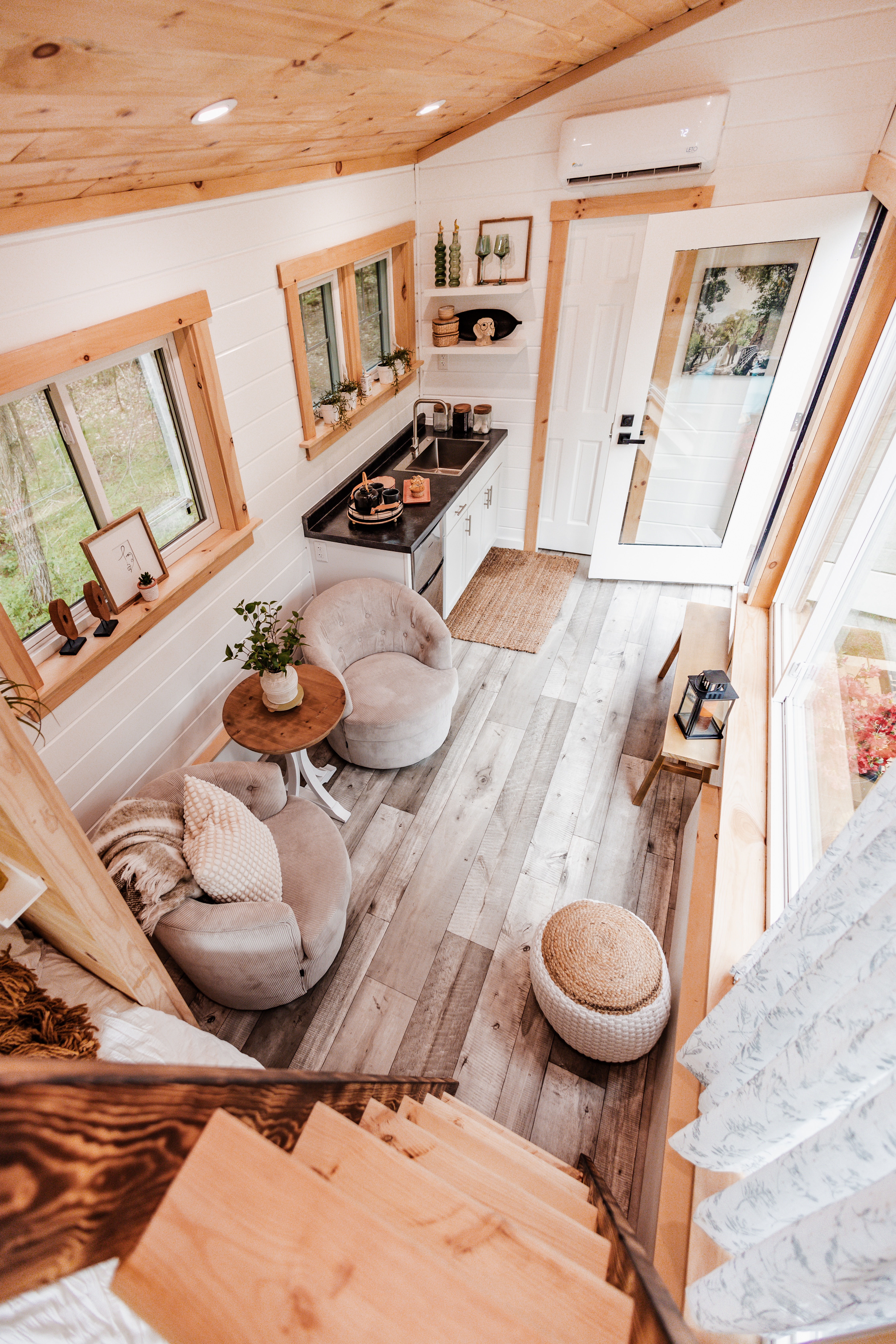For Sale Charming Tiny Home Cottage  in Michigan– Delivery help available! image 2