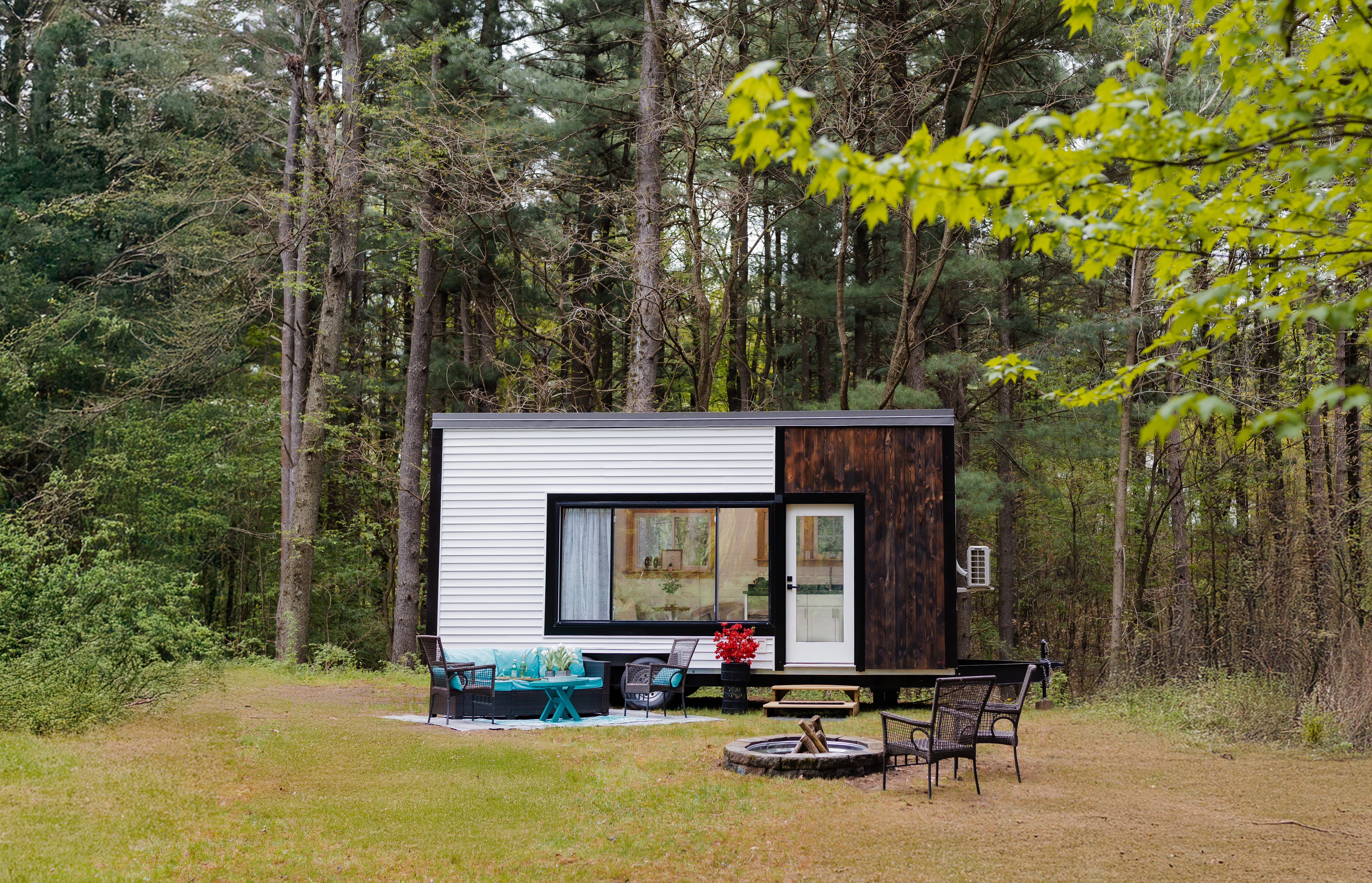 For Sale Charming Tiny Home Cottage  in Michigan– Delivery help available! image 3