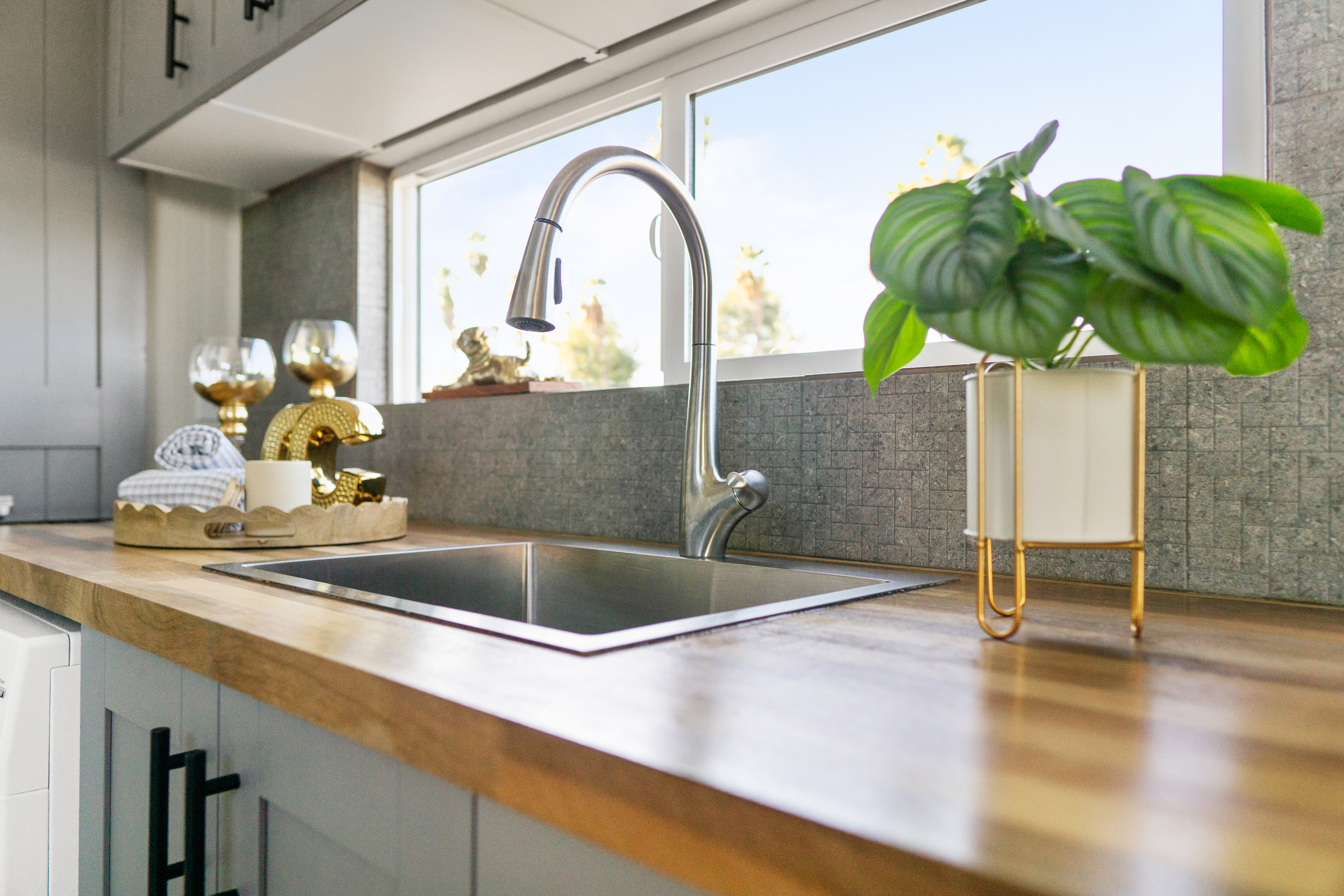 For Sale  –  Brand New NOAH Certified Tiny Home! image 4