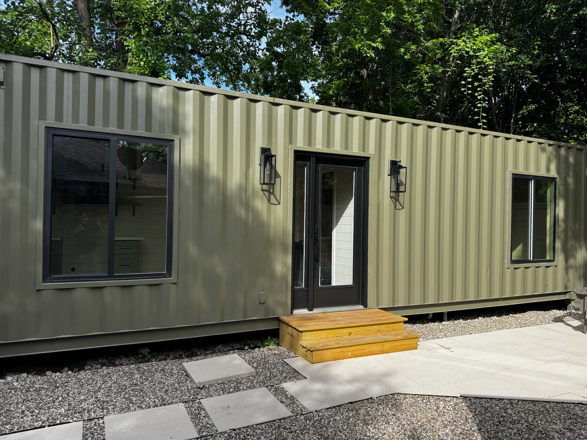 ✨Modern Designer Shipping Container Home – Fully Furnished ✨ image 2