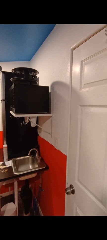 ✨ Tiny House on Wheels – $10,000 (Cedar City, UT) ✨ image 5