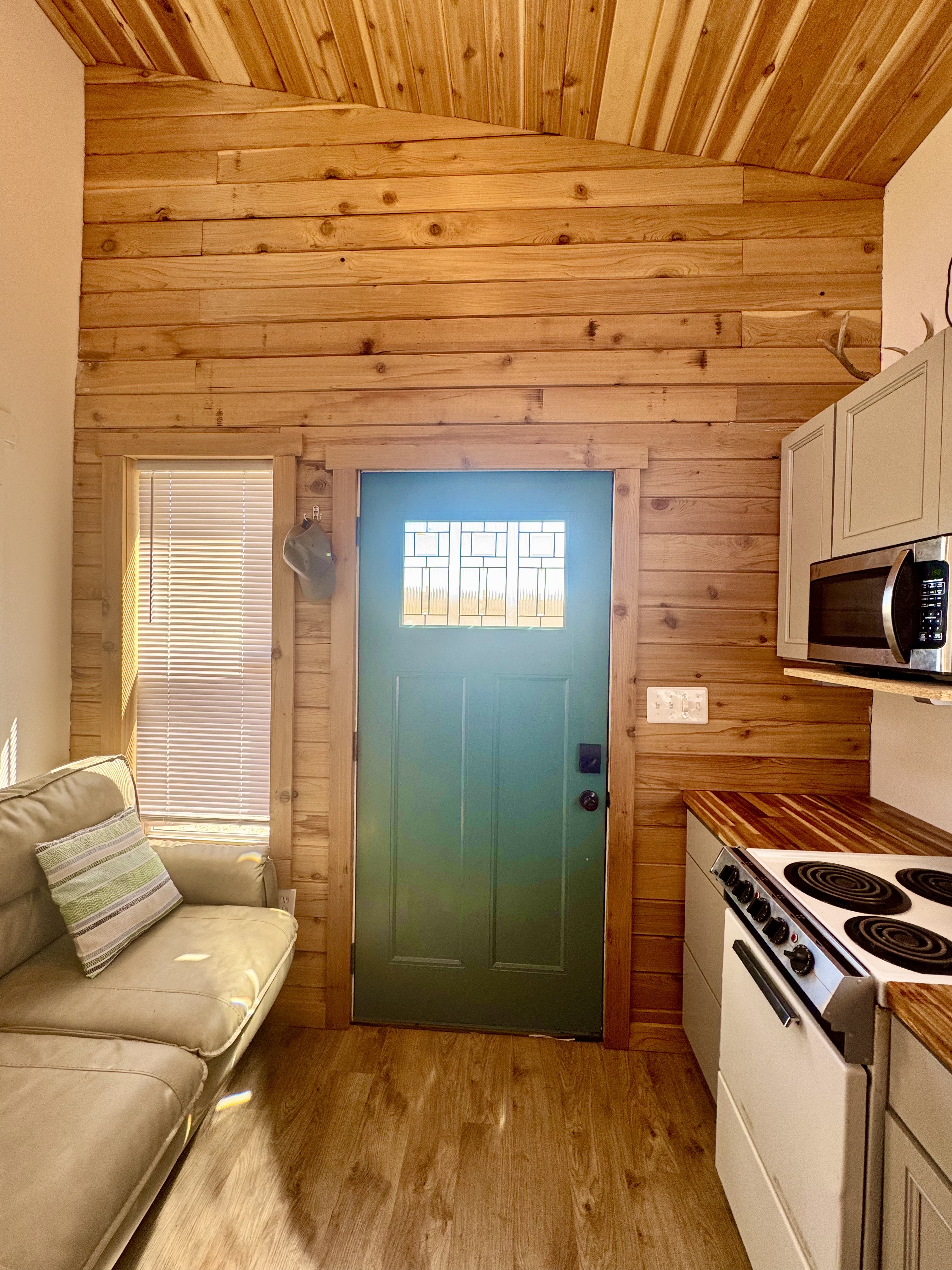 For Sale Tiny Home Studio in Idaho! Delvery Assistance Available! image 2