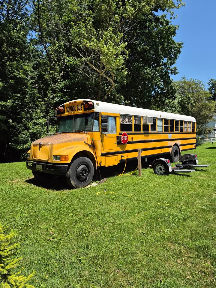 PRICE DROP! FOR SALE: Turnkey Skoolie with Office Setup!