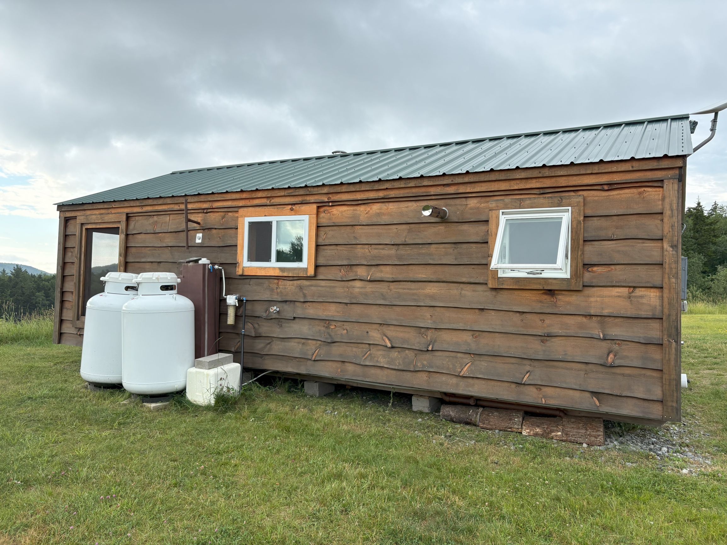 Turnkey Off-Grid Cabin (Windham, VT) — Transportable, Fully Furnished, w/solar, propane, compost toilet, electrical, plumbing, satellite internet image 3