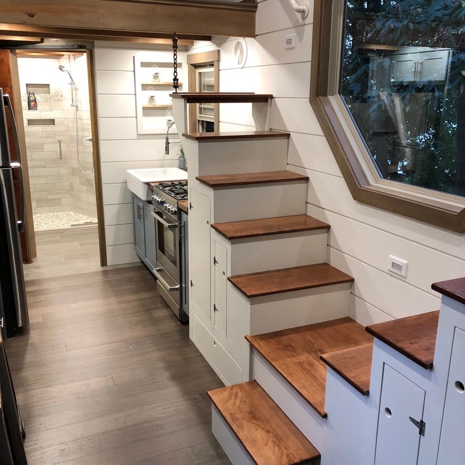 For Sale: Ulla's Stunning Custom 2017 Tiny Home β Move-In Ready ! image 4