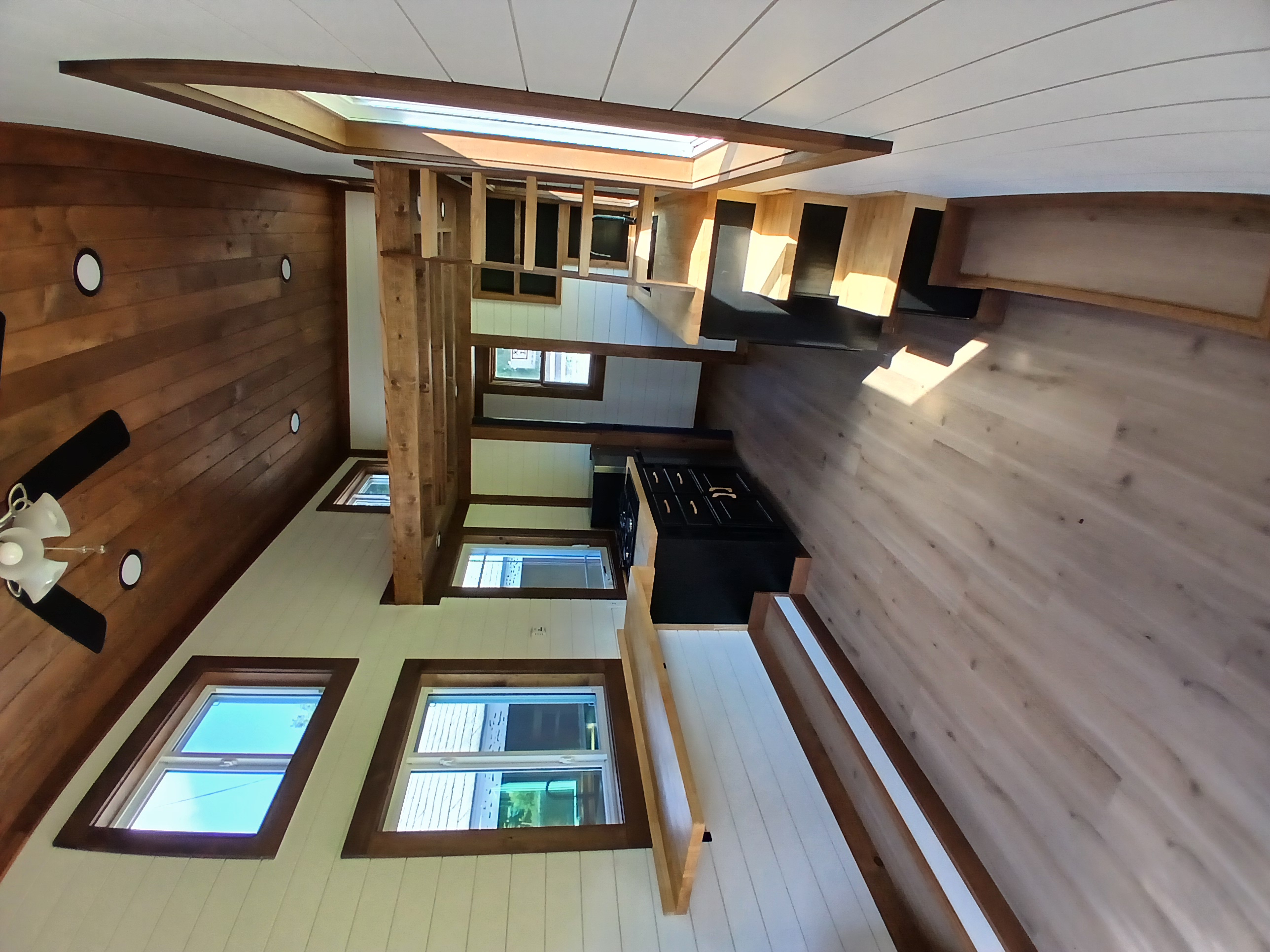 Modern 2025 Tiny House on Wheels – Fully Insulated, Move-In Ready image 2
