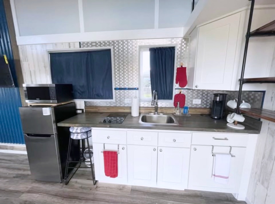 Fully Furnished Tiny Home – Never Lived In, Ready to Go image 5