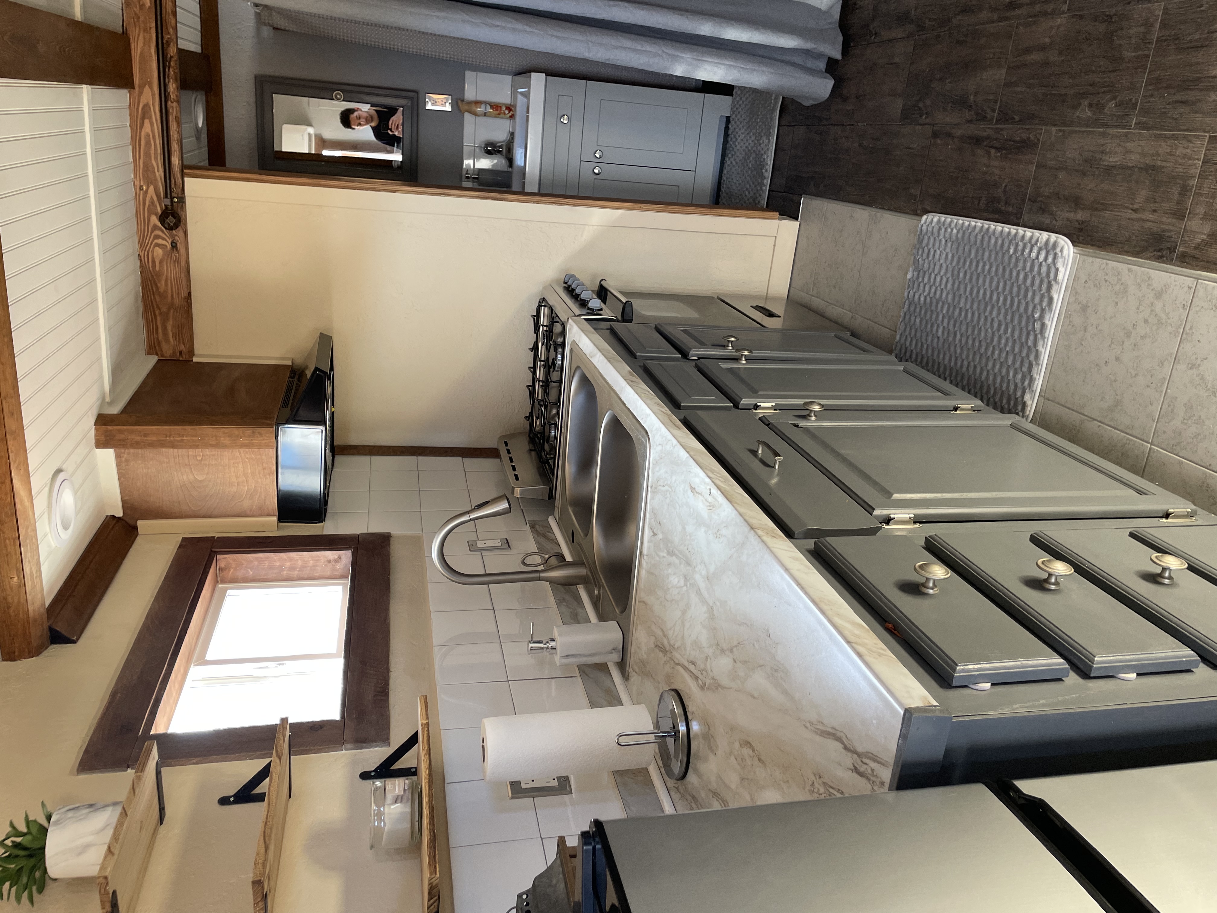For Sale! Custom Tiny Home on Wheels - Move-In Ready! image 4
