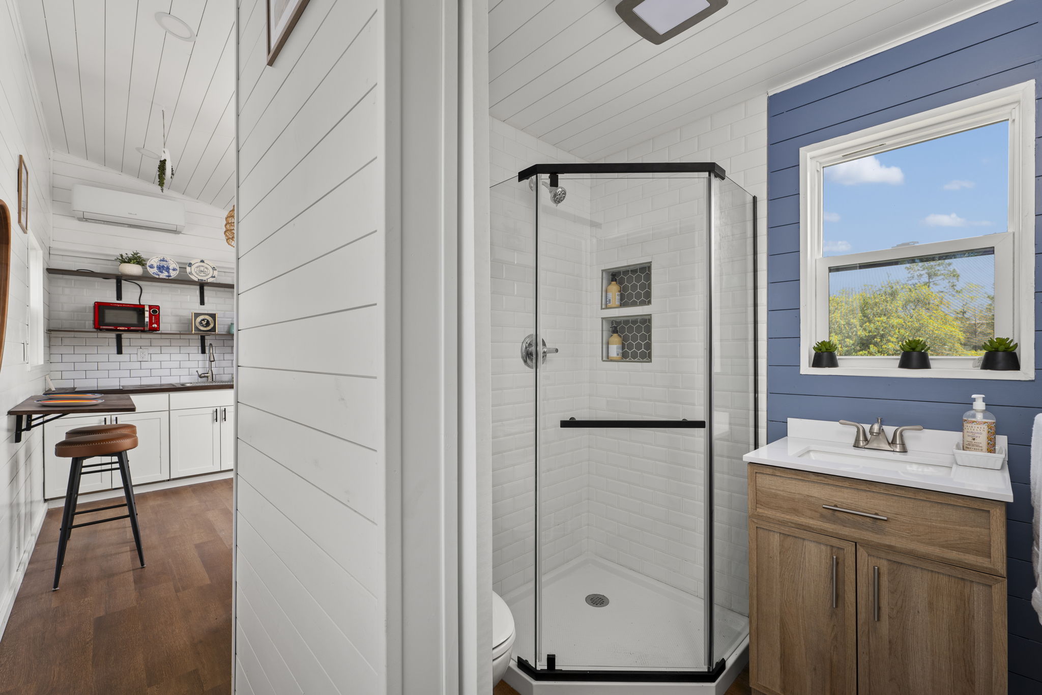 NOAH-Certified 30’ Tiny Home on Wheels – Turnkey Airbnb or Personal Living! image 5