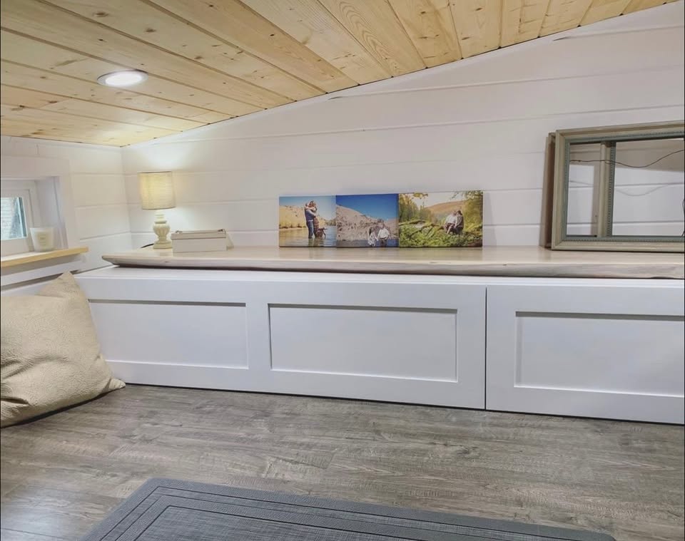 PRICE DROP! Beautiful Built Tiny Home For Sale in Texas! image 5