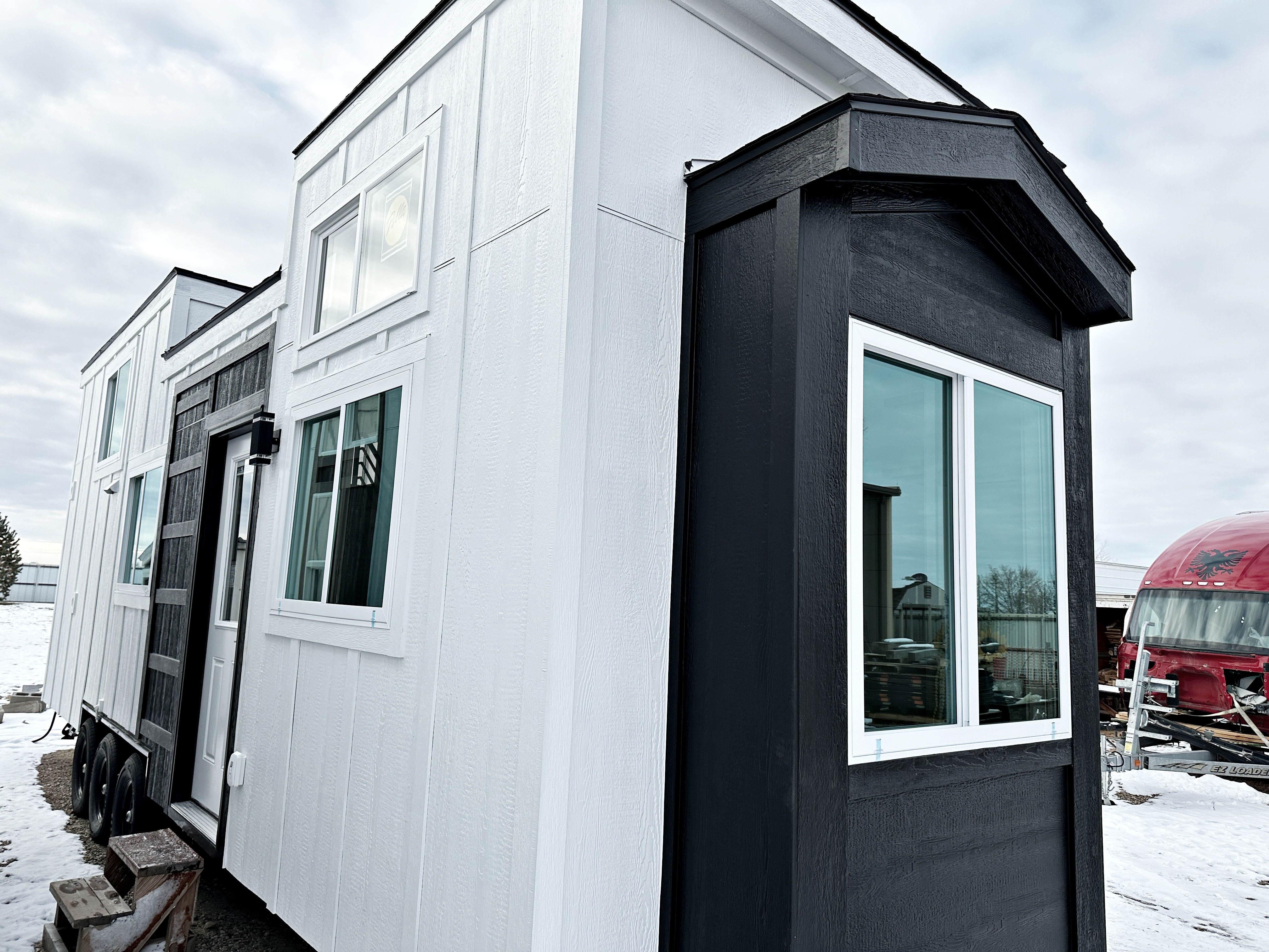 New Beautifully Designed Tiny Home For Sale! image 1