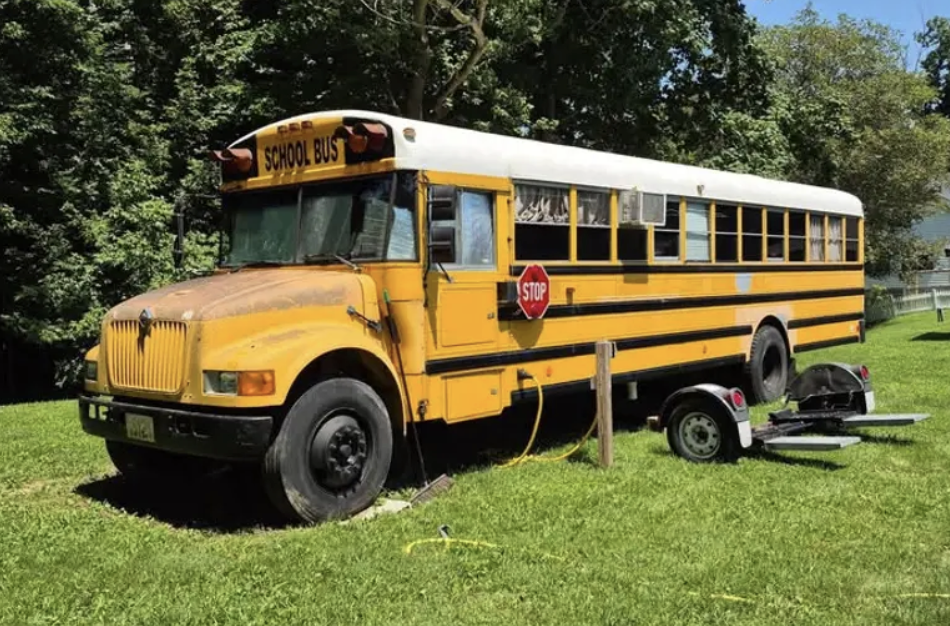 Charming Custom Built 2002 Skoolie For Sale!